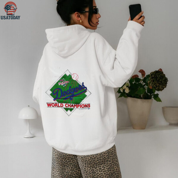 1988 Los Angeles Dodgers Vintage White Trench Sportswear MLB World Series Champions Shirt