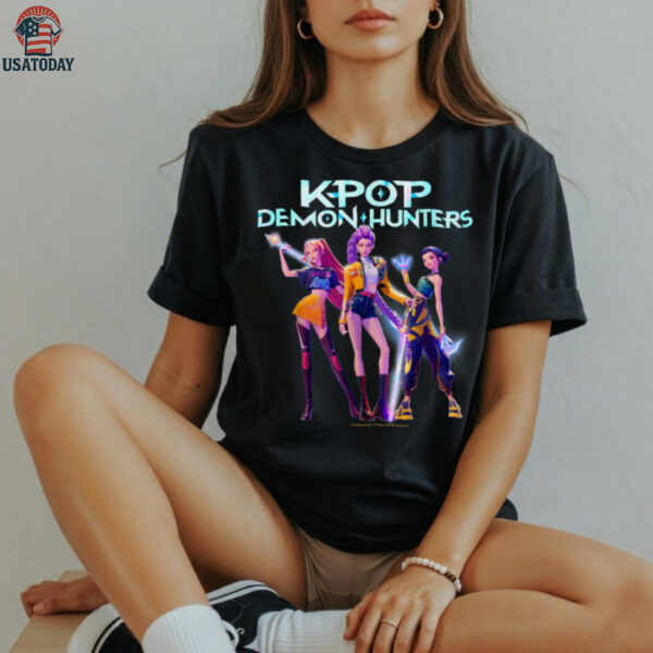 Huntr_X Heroic Poses Group Shot Shirt