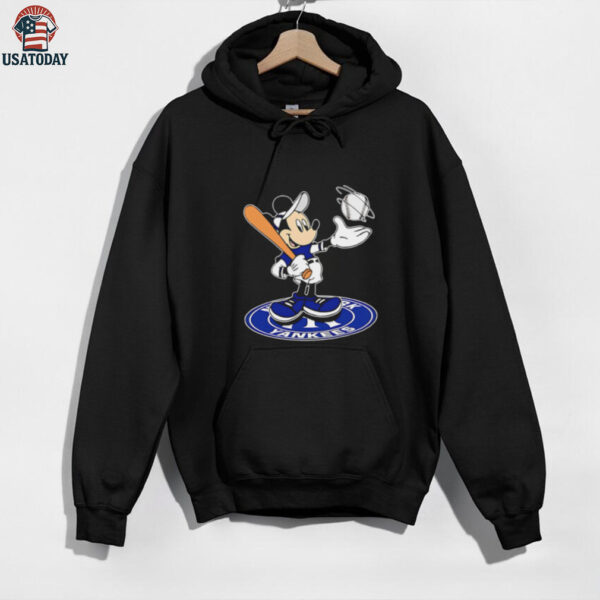 New York Yankees Cheerful Mickey Disney shirt
