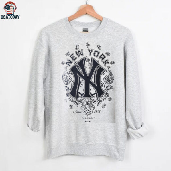 New York Yankees New Era Paisley Shirt