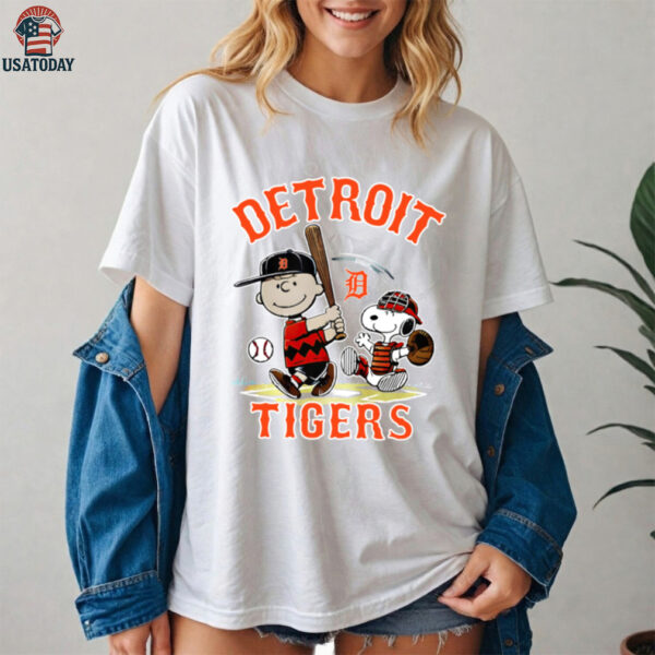 Official Detroit Tigers Snoopy T Shirt