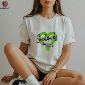 Official Seattle Seahawks Spray Heart Boxy T Shirt