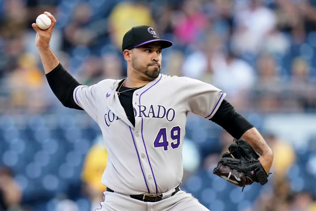Pirates Blank Rockies in 9–0 Rout