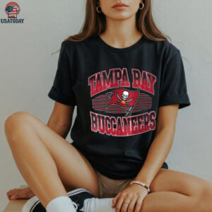 Starter Black Tampa Bay Buccaneers Team Grit Shirt