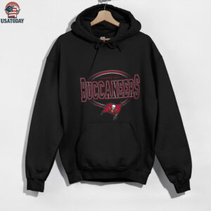 Starter Black Tampa Bay Buccaneers Team Track Graphic Long Sleeve T Shirt