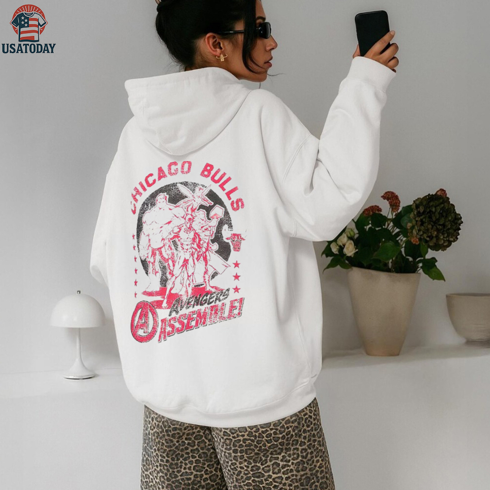 Chicago Bulls NBA x Marvel Avengers Squad T Shirt Chicago Bulls NBA x Marvel Avengers Squad T Shirt