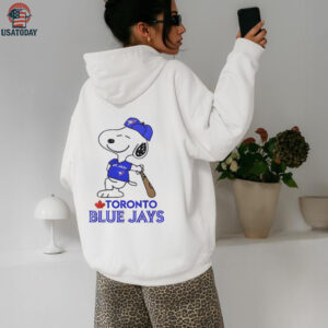 Toronto Blue Jays x Peanuts Snoopy baseball cartoon shirt