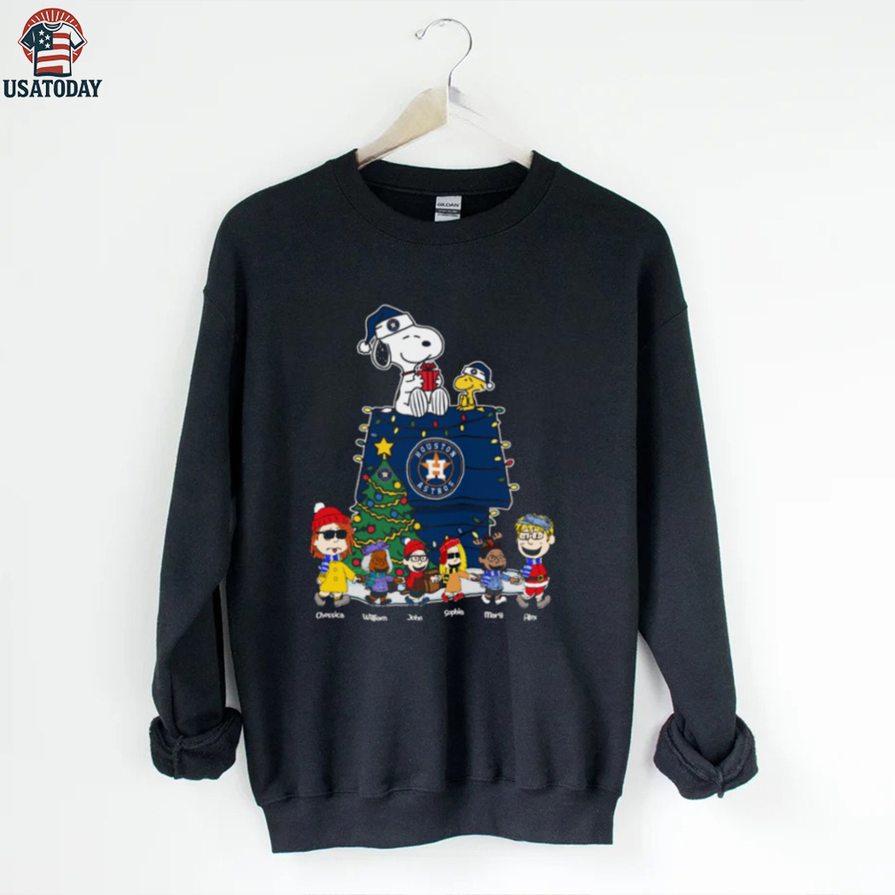 Houston Astros Personalized Christmas Shirt – Peanuts Style Tee For MLB Fans, Kids & Holiday Family Moments Houston Astros Personalized Christmas Shirt – Peanuts Style Tee For MLB Fans, Kids & Holiday Family Moments