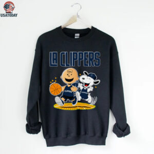 LA Clippers X Charlie Brown And Snoopy Playing Basketball Shirt