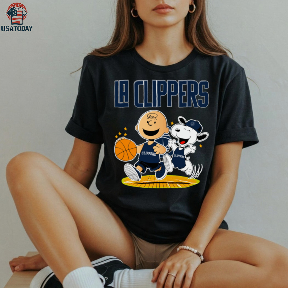 LA Clippers X Charlie Brown And Snoopy Playing Basketball Shirt LA Clippers X Charlie Brown And Snoopy Playing Basketball Shirt