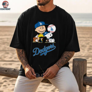 Los Angeles Dodgers Snoopy Charlie Brown Peanuts T Shirt