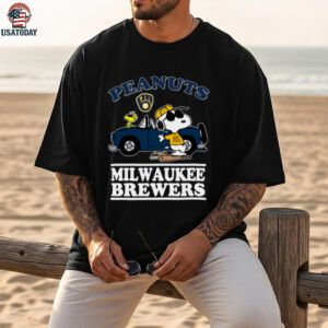 Milwaukee Brewers Snoopy Peanuts Car Baseball T Shirt