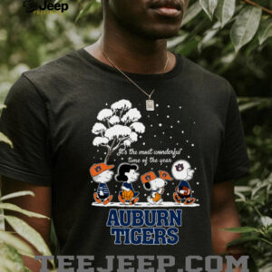Peanuts Auburn Tigers Winter It’s The Most Wonderful Time Of The Year T Shirt