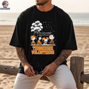 Peanuts Tennessee Volunteers Winter It’s The Most Wonderful Time Of The Year T Shirt