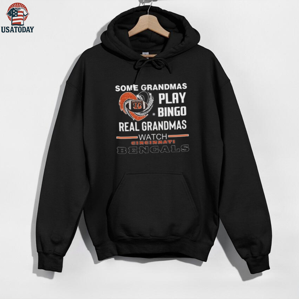 Some Grandmas Play Bingo Real Grandmas Watch Cincinnati Bengals Diamond Heart 2025 T shirt Some Grandmas Play Bingo Real Grandmas Watch Cincinnati Bengals Diamond Heart 2025 T shirt