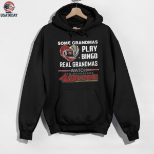 Some Grandmas Play Bingo Real Grandmas Watch San Francisco 49ers Diamond Heart 2025 T shirt