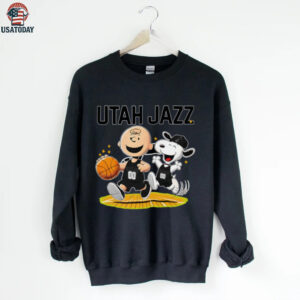 Utah Jazz X Charlie Brown And Snoopy Playing Basketball Shirt